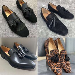 Luxury Designer Men Dress Shoes Loafers Suede Leather Formal Shoes Business Pointed Toe Tassel Loafer Fashion Wedding Party Shoes With Box NO497