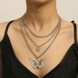 Pendant Necklaces Vintage Multilayer Thick Chain Lock Butterfly Necklace Women Punk Fashion Geometric Clavicle Jewellery XR3116