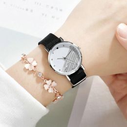 Wristwatches 2023 Fashion Simple Watch Women Casual Sport Watches Canvas Band Quartz Ladies Girls Students Montre Femme