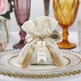 Jewellery Boxes Beige Ivory Velvet Candy Boxes With Tags Package Bag for Jewellery 9.5x12cm Wedding Candy Christmas Gift Pouch Pack Bags 231115