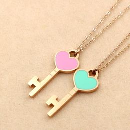 Pendant Necklaces Martick Woman Brand Jewellery Key Necklace Pink/Green Colour Heart For Women Present M10