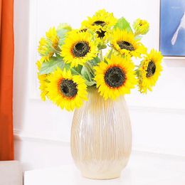 Decorative Flowers 1 Bouquet High Quality Artificial Yellow Sunflowers Europen Silk Plastic For Home Wedding Decoration Party Garden Decor