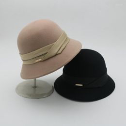 Stingy Brim Hats Women Autumn And Winter Fedoras Celebrity Wind Silk Satin Feeling Felt Hat Basin Solid Color Wool Dome