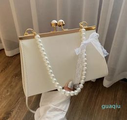 Designer-Evening Bags Retro Armpit Bag Women Design Handbag PU Underarm Shoulder Fashion Pearl Handle Female Small Subaxillary Clutch