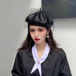 Berets French Elegant Fascinating Black Hat Chic Leather Beret With Veil Mesh Show Double Layer Women Casquette