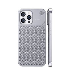 Luxury Hollow Out Aluminum Alloy Vouge Phone Case for iPhone 15 14 13 12 Pro Max Durable Sturdy Stylish Full Protective Aromatherapy Solid Metal Back Cover Shockproof