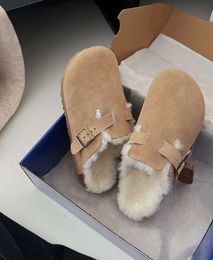 Slippers Fur Shearling Suede Boston Clogs Women Sandal Designer Shoes Slip On Flat Mule Wool Fluff Cork Slides Fashion Leather Bag Heads9