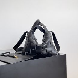 디자이너 볼링 가방 22cm 럭셔리 크로스 바디 백 10A 미러 품질 핸드백 램프 스킨 어깨 가방 레이디 지갑과 상자 B43V
