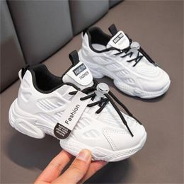 Kids Running Sports Shoes Boy Girl Outdoor Athletic Shoes Toddler Baby Sneakers Breathability Children Trainers