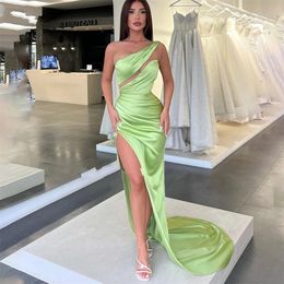 2024 Sexy Simple Mint Green Evening Dress One Shoulder Side Slit Mermaid Ruched Long Women Formal Prom Party Gowns Celebrity Wear Robe De Soiree