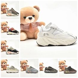 2023 Children V2 Kids Shoes Courant Blush Desert Utility Black Chaussures boys girls Baby Toddler tennis kid shoe Sneakers Ouest Enfant Boys et Filles Pour