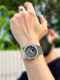 Wristwatches Luxury Quartz Watch Time Beauty Electronic Watch Glow Alarm Clock Dual Display Creative Steel Waterproof Men's Atmosphere Trend Quartz