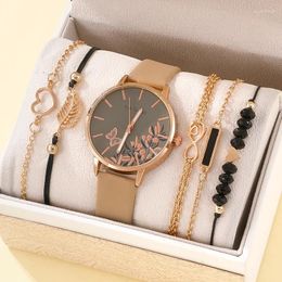 Wristwatches Women's Leather Quartz Watch Casual Fashion With Hollow Heart Leaf Bracelet 5 Pieces(NO BOX)