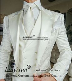 Men's Suits Blazers Ivory Jauquard Mens Wedding 3 Pieces Sets Groom Tuxedos ed Lapel Bridegroom Prom Slim Fit Costume Homme 231114