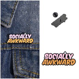 SOCIALLY AWKWARD Spille interattive smaltate Spille Animali Bambini Simpatico distintivo in metallo Kawaii per gioielli di moda da donna