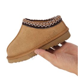 Kids Toddler Tasman uggskid Slippers Tazz Baby Shoes Chestnut Fur Slides Sheepskin Shearling Classic Ultra Mini Boot Winter Mules Slip-on Wool Little Big 9156ESS