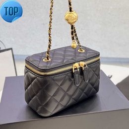 Shoulder Bags Famous Brand Mini Box Adjustable Strap Quilted Crossbodys Genuine Leather Bag Luxury Designer Top Quality Cosmetic Vanity HandbagsH