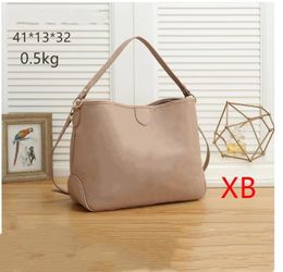 PU Designer Tote Bag Embossed Ladies Tote Floral Ladies Large Capacity Tote Leather clutch Shoulder Bag Women's crossbody purse