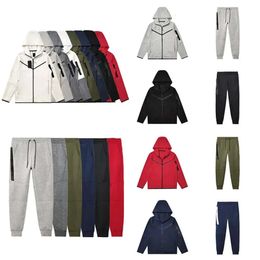 2023 Men's Designers Women Tech Fleeces Pant Hoodies Shorts Tracksuist Men Sets Sports Jogger Trousers Tracksuits Bottoms fashion