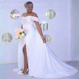 Plus Size White Wedding Gowns Off Shoulder Sheer Neck Floor Length Side Split Bridal Dresses African Nigeria Style Dress