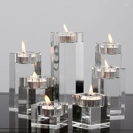 Candle Holders European Style Transparent Crystal Glass Valentine's Day Holiday Bar Wedding Candlestick Home Decoration Ornament