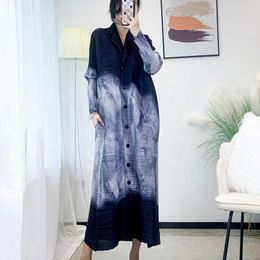 Casual Dresses 2023 Sanzhai Pleated Fashion Printed Cardigan Polo Button Dress Loose And Slim Style Versatile Street Mid Length ROBE