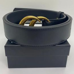 Men women Belt Womens luxury Designers Belts for Men Genuine Leather Black and White Colour fashion Cowhide Mens A2656