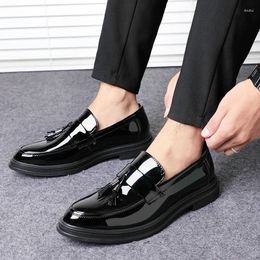 Dress Shoes Black Loafers For Men Patent Leather Tassels Wedding Business Men's Formal Size 38-44 Fashion