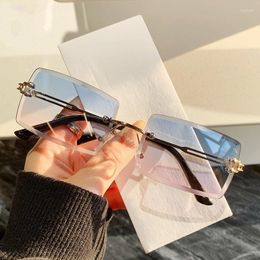 Sunglasses Ladies Square Gradient Sun Glasses Small Rectangular Rimless UV400 Luxury Fashion Ocean Lens Shades Eyewear