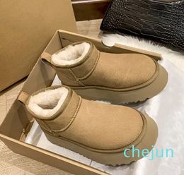 Snow Boot Black Brown Classic cotton soft fur height-up water-proof anti-slide Ladies Booties Winter Warm Shoes