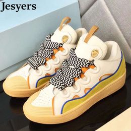 2022 Flat Thick Sole Casual Shoes Mixed Colour Patchwork Lace Up Breathable Sneakers Spring Autumn Lover Running Shoes Unisex