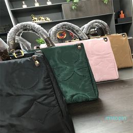 Winter Tote Bag Designer Embroidered Monograms Bags lambwool Nylon CrossBody Luxury Puffy Top Handles Handbags Fashion weekend Shoulder