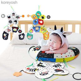 Pillows Baby Pillow Tummy Time Toy Black And White Lying Pillow High Contrast Double-Sided Sensory Toy Newborn Head-up Training PillowL231116