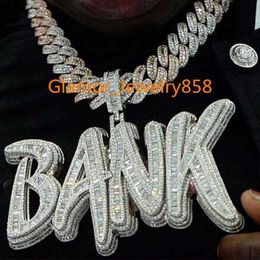 Ciondolo con collana di diamanti ghiacciati Moissanite Vvs Sier Baguette S Hip Hop personalizzato da banca
