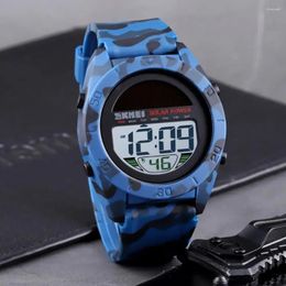 Orologi da polso SKMEI Orologio sportivo impermeabile a energia solare da uomo di marca Chrono Alarm LED Orologio militare digitale Uomo Relogio