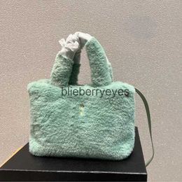 Totes luxurys quality totes bags designer furry Luxury Elegant Tote Bag Printing Pink Soulder Crossbody Bagsblieberryeyes