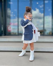 Cardigan 2023 가을 소년 소녀 패션 거절 거절 다운로우 버튼 버튼 스플 라이스 슈트 재킷 거리 추세 캐주얼 아이의 옷 나이 3 t 8t 231115