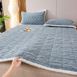 Mattress Pad Tafu Velvet Warm Autumn Winter Bed Pad Thicken Skin-friendly Quilted Mattress Pads Soft Comfortable Warmth Bed Mat Bedsheet 231116