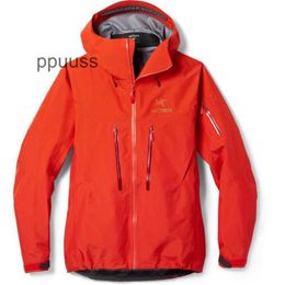 Mens Designer Jackets Coats Arcterxy jackets Windbreaker Canadian Hard Shell Charge Coat Men's Black Breathable Windproof Warm Hooded Jacket Alpha SV K5LS