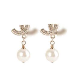 Brand Diamond Pearl Drop Dangle Earring Gold Charm Earrings Letter Barnd Fashion Designer for Women Party Gift Wedding Chandelier Earings