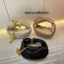 Luxury Handbag for Ladies Botega Woven Women Knitting Handstitched 7a Spring New Handwoven Cloud Small Design Jodie with Gold Chain Lambskin Top Quality YC2LN