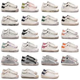 Designer Shoes Golden women silver star brand men casual new release luxury shoe Italy sneakers sequin classic white do old dirty casual shoe lace up woman man unisex