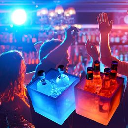 New LED 3.5L Waterproof Double Layer Square Ice Buckets Bars Nightclubs Light Up Champagne Beer whiskey Bucket ss0416