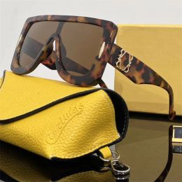 Designer Sunglasses For Mens Womens Luxury Goggle Beach Adumbral Trendy Golden Stripes Full Frame Sun Glass High Quality Mixed Colour Lens Eyeglass