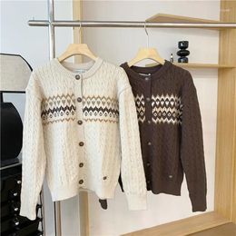 Women's Sweaters Preppy Plaid Knitted Cardigans Winter Autumn Loose Sweater Jackets Beige Colour Jumper Brown Vestidos Para Mujer