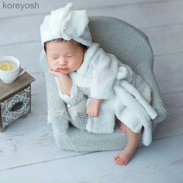 Pillows 3 Pcs/set Newborn Baby Posing Mini Sofa Arm Chair Pillows Infants Photography Props Photo AccessoriesL231116