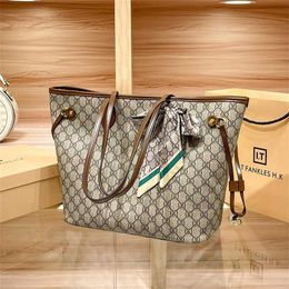 Bag 32% OFF Designer handbag Hong Kong purchasing agency genuine leather women's new capacity tote printed flower mother shopping portable large bag