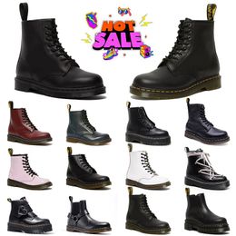 Stivali Airwair Platform Ankle Dr Martin Stivali da donna Doc Martens 2024 Designer Boot OG 1460 Jadon Smooth Leather Nappa Donna Stivaletti gialli Mocassini