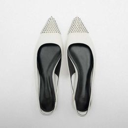 Nxy Sandals Women Studded Flat Leather Slingbacks Sexy White Pointed Toe Flats Shoes Woman Casual Plus Size 230406