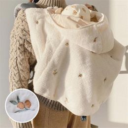 Jackets Spring And Autumn Children's Cloak Baby Coral Velvet Embroidered Baby's Windproof Warm Shawl When Going Out